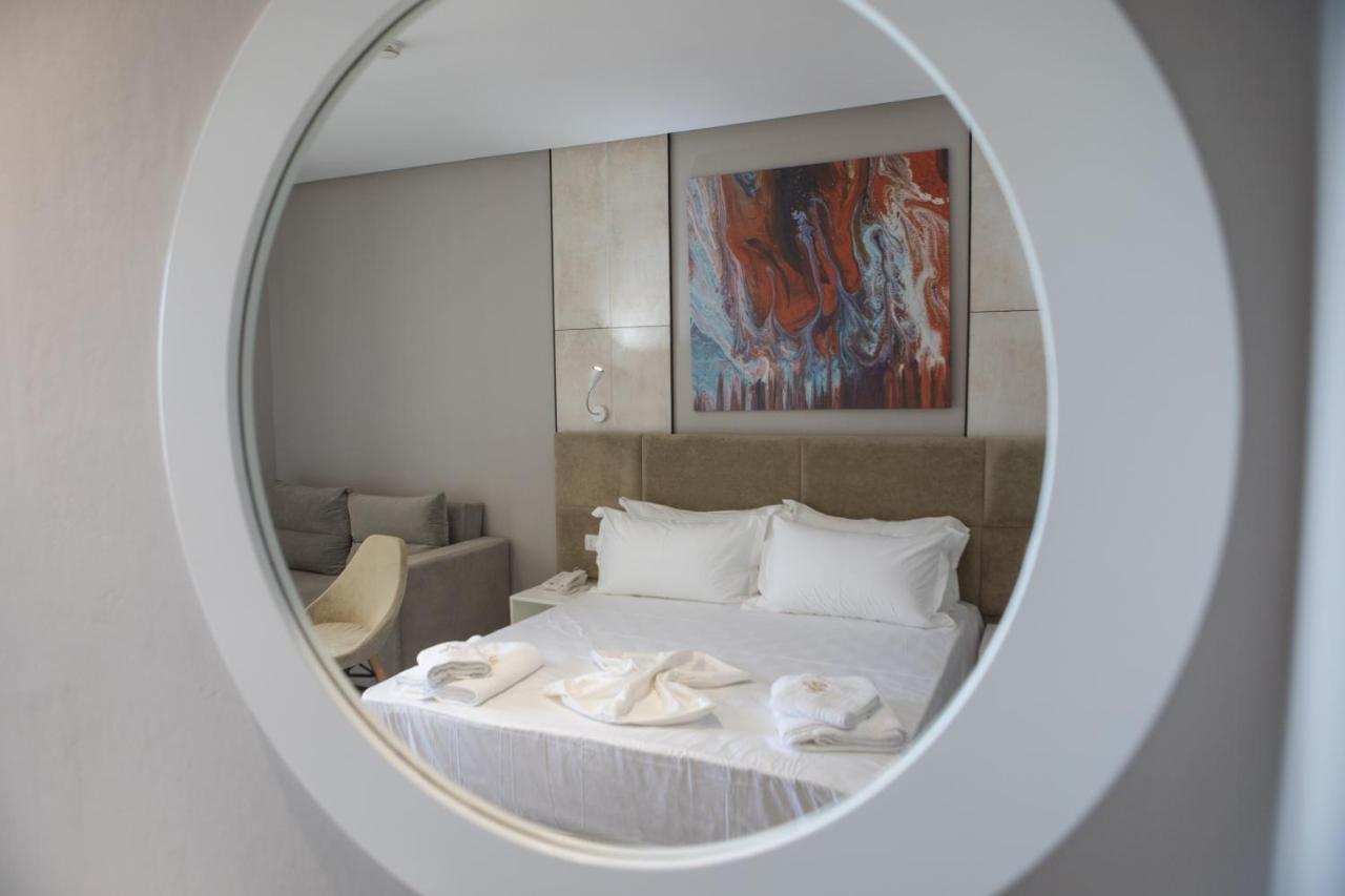 Hotel Кепаро Екстериор снимка