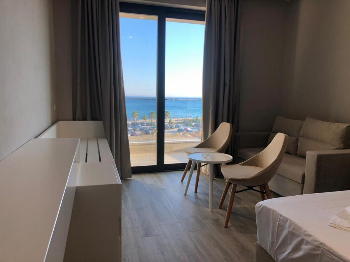Hotel Кепаро Екстериор снимка